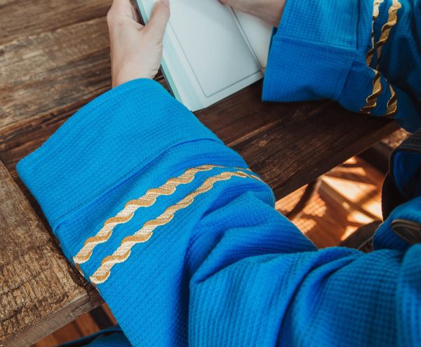 Star Trek: The Original Series Waffle-Weave Cotton Adult Bathrobe | Blue Medical Supply - Image 5